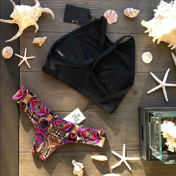 🌴🌼HURLEY- MESH HIGH NECK BIKINI SET🌼🌴 - Picture 6 of 8